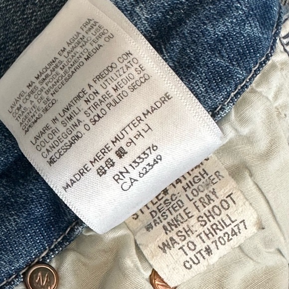 🩵MOTHER Denim High Waisted Looker Ankle Fray Hem Jean in Shoot to Thrill 23 - Picture 16 of 16